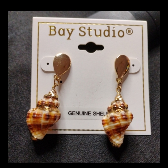 Bay Studio Jewelry - Bay Studio Gold and Brown Amber Drop Earrings